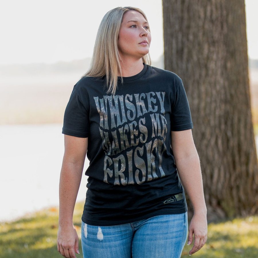 Grunt Style Women's Whiskey Makes Me Frisky Boyfriend Fit T-Shirt - Realtree Riverbend® T-Shirt