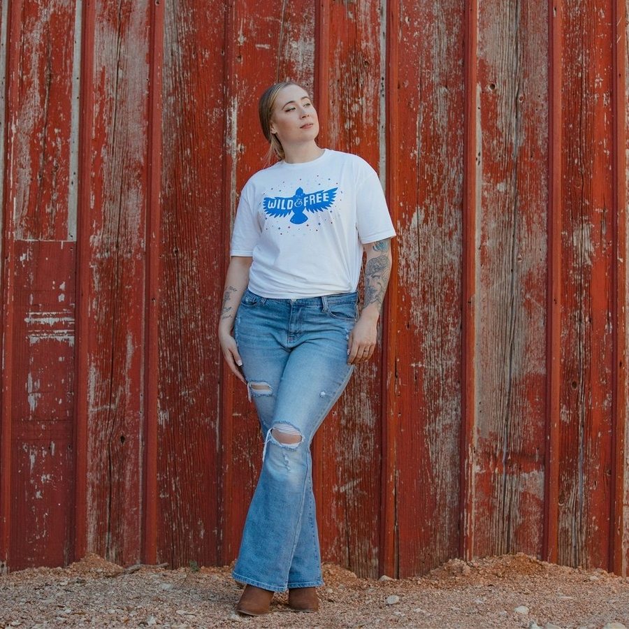 Women's Wild & Free Boyfriend Fit T-Shirt - White