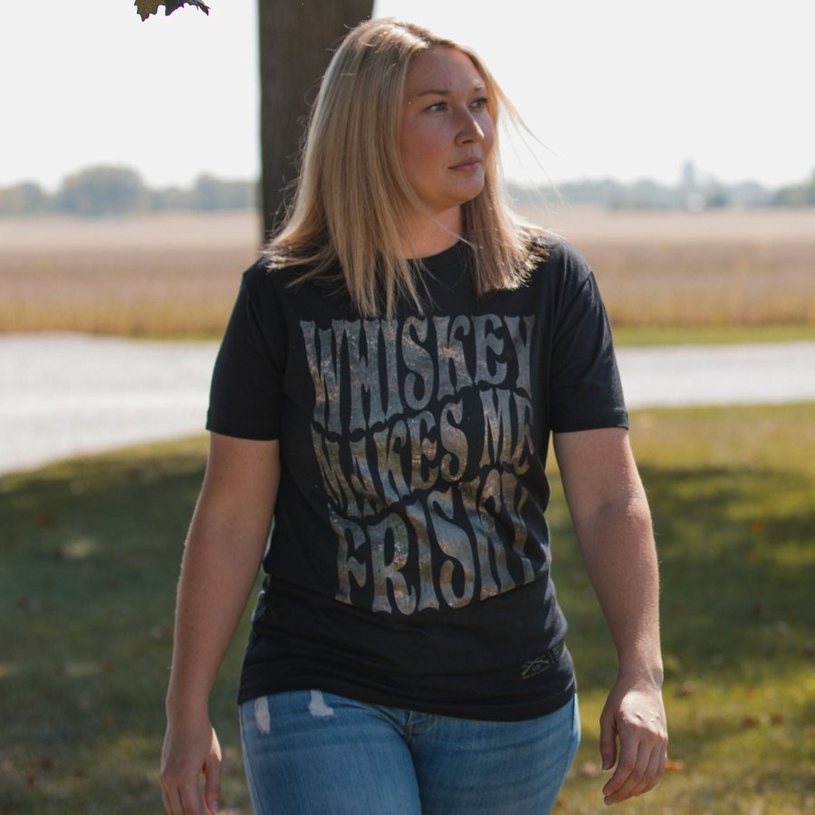 Grunt Style Women's Whiskey Makes Me Frisky Boyfriend Fit T-Shirt - Realtree Riverbend® T-Shirt